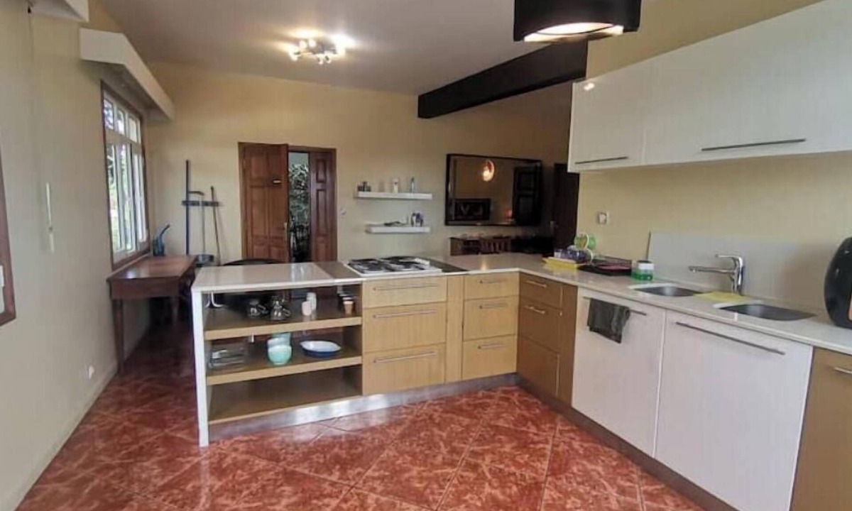Pointe Aux Sables Apartment | 2 bedrooms jacuzzi+terrace