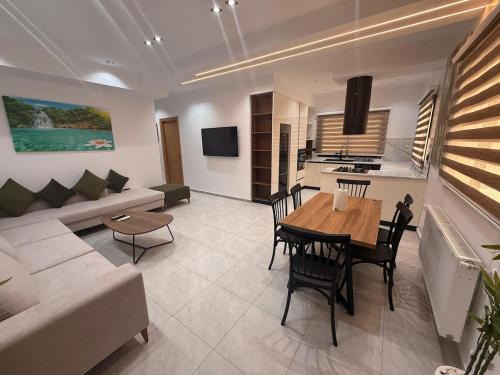Nabeul Apartment | Appartement Luxe S3-900m-plage-Fibre-Smart TV-Parking