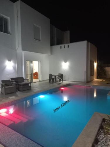 Houmt Souk Villa | Belle villa avec piscine 3 chambres dont 2 suites
