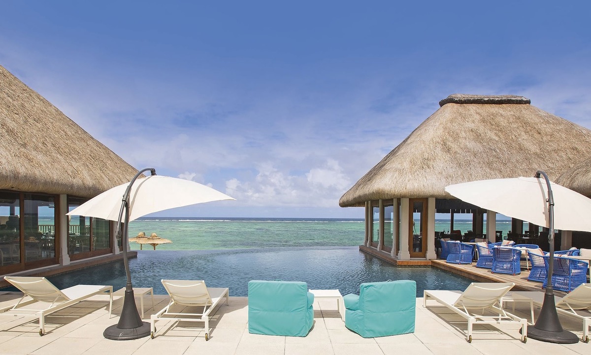 Quatre Cocos Resort | C Mauritius - All inclusive