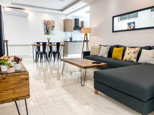La Marsa Apartment | Cosy Apartment in La Marsa - 2 bed 1 Bath
