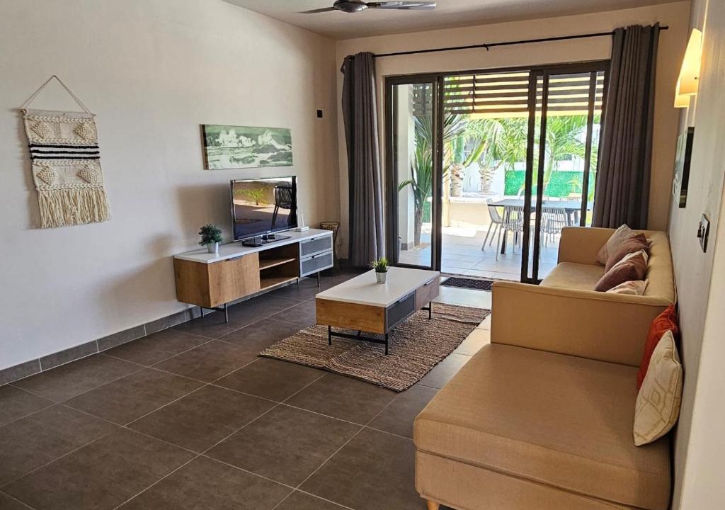 La Preneuse Apartment | Endless Summer Apartments-Tourism Permit Certified
