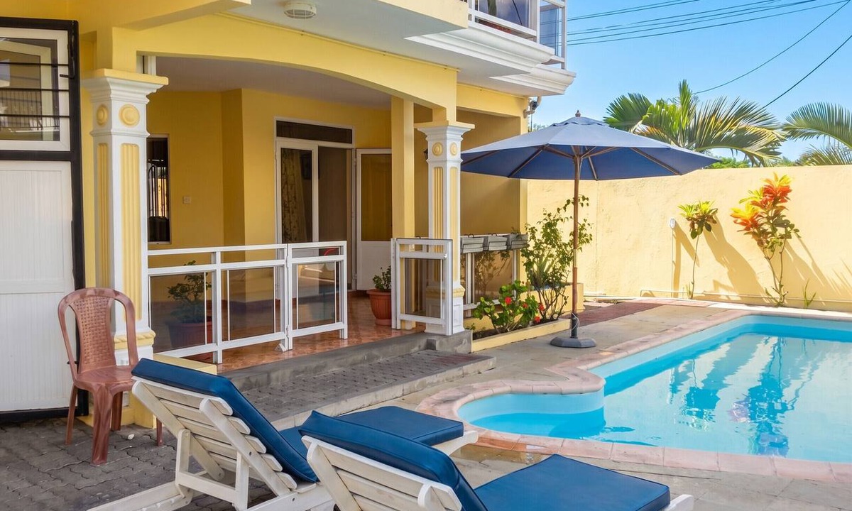 Grand-Baie House | Homerez - House in Grand Baie