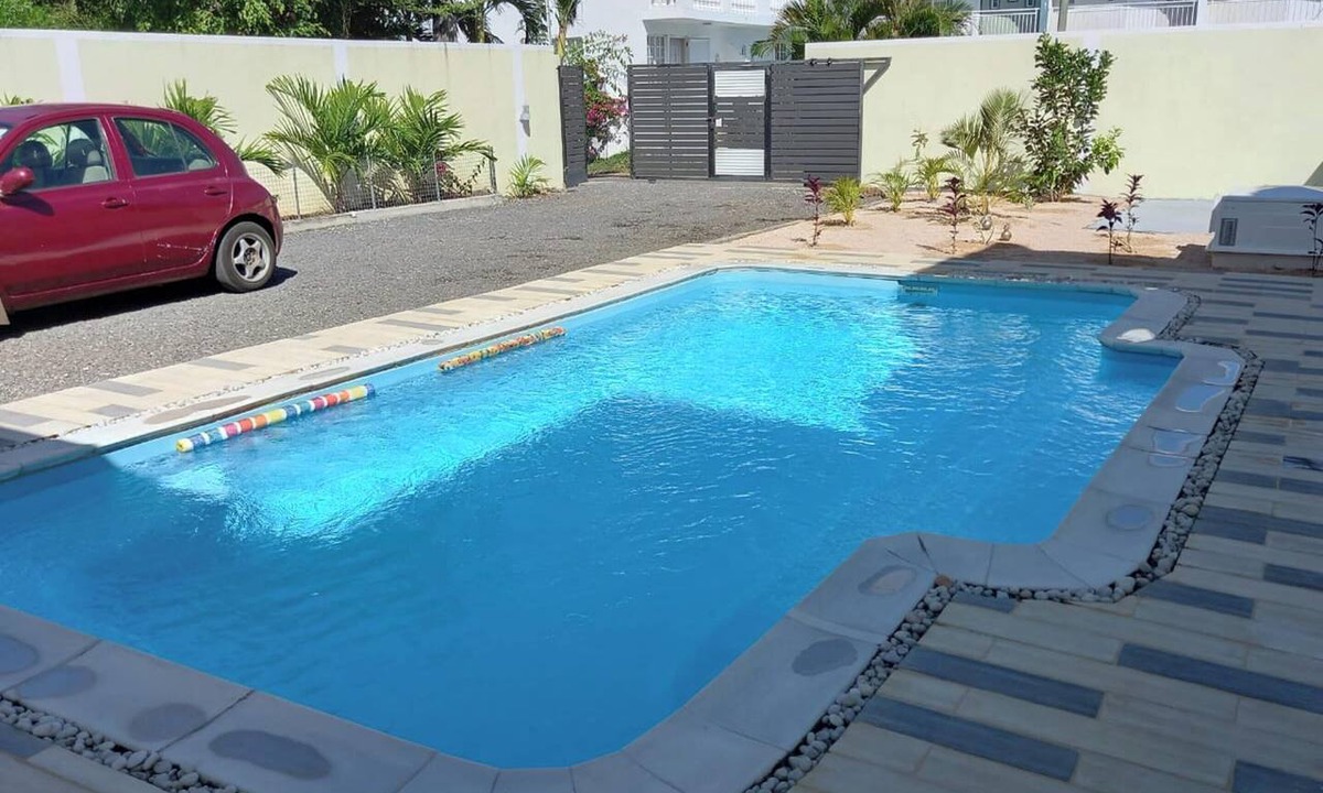 Pereybere Villa | Homerez - Villa in Pereybere