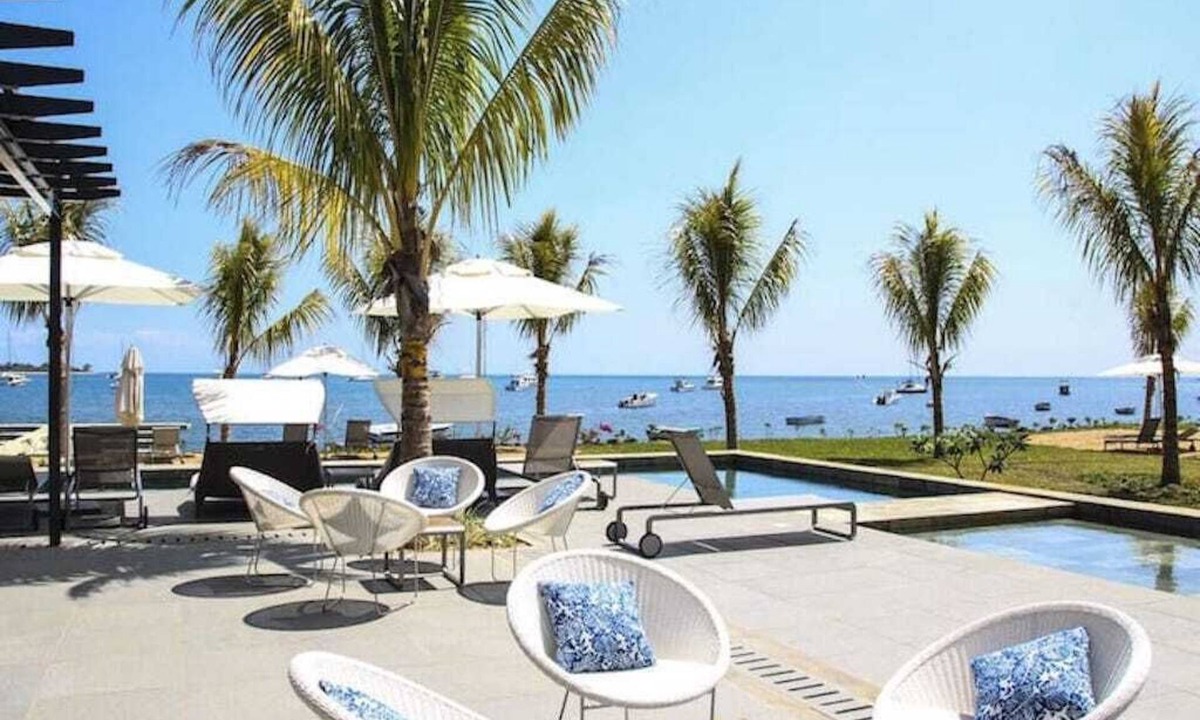 Grande Riviere Noire Apartment | Immerse in Luxury & enjoy the *Spectacular Sunsets @ REDUCED pricing options*