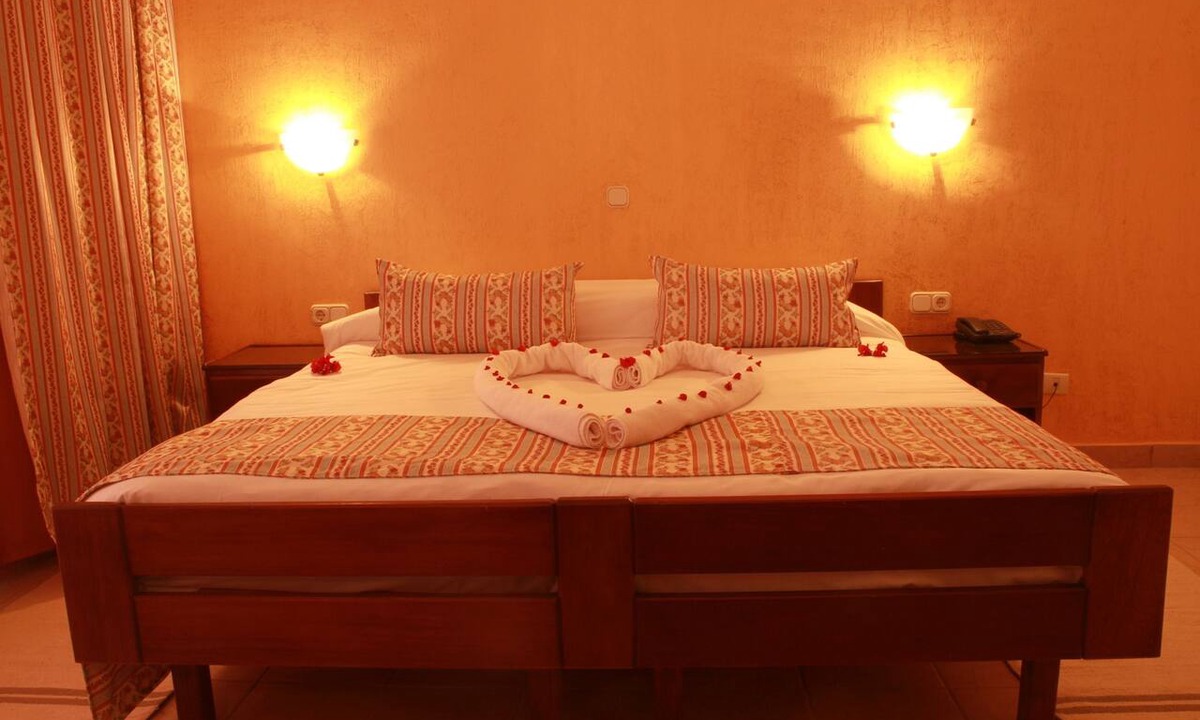Playa Sidi Mehrez Hotel | Le Grand Hotels Des Thermes