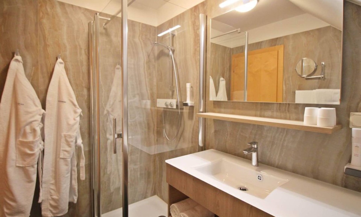 Bad Blumau Apartment | Mehrbettzimmer Komfort ab 5 Nächte - Hotel Garni Thermenoase