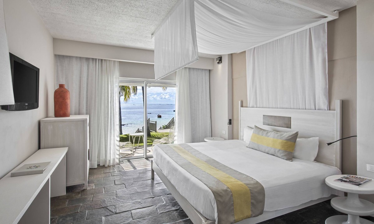 Belle Mare Resort | Solana Beach - Adults Only