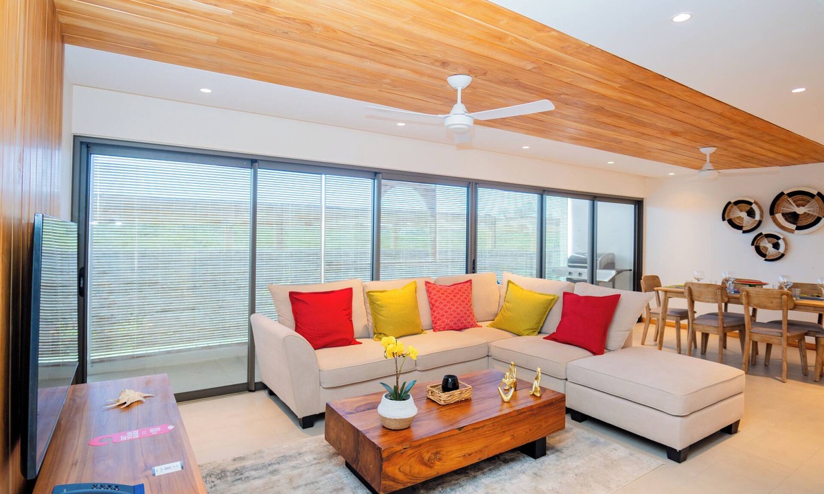 Pereybere Apartment | Stunning apartment close to the beach