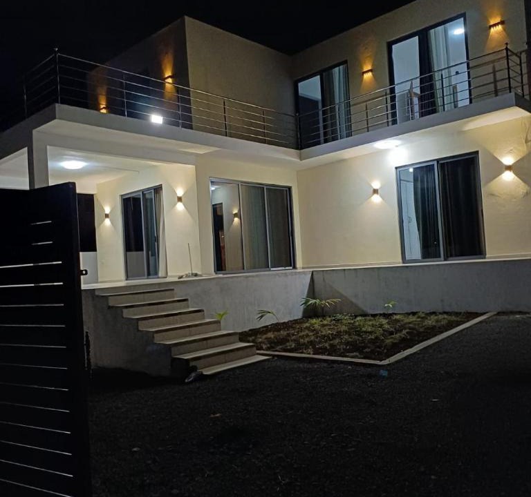 Belle Mare Villa | The Serenity Villa