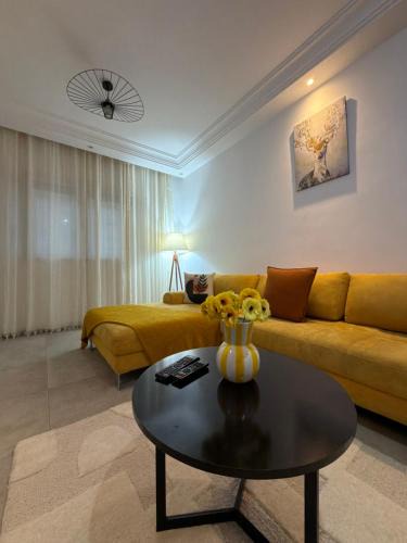 Cite Les Palmeraies Apartment | Tunis Ain Zaghouen - spacious Italian Style Apartment