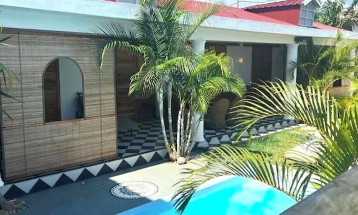 Camp Bestel House | Villa Coloniale des îles