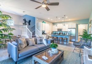 Minutes to Disney! Private Heated Pool | Themed Rooms | End-Unit Townhome in Festival Resort in Davenport
