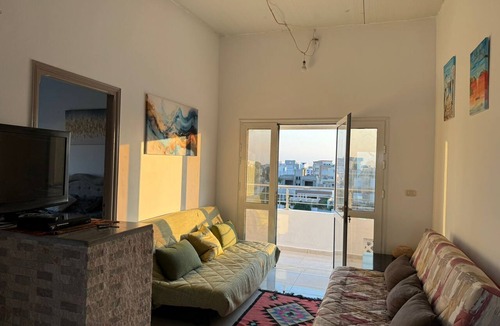 Hergla Apartment | 2 min from the beach with a splendid sunrise view, Family-sized vacation stay