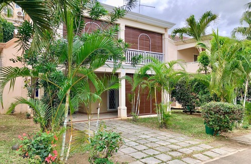 Flic-en-Flac House | ❤️ All on foot | Family villa 8 pers facing the beach | Gold Coast
