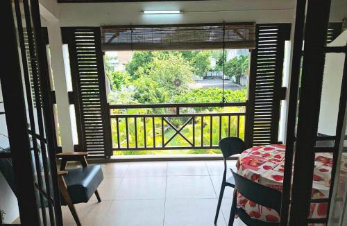 Pereybere Apartment | Ancrage Studio B - 3min walk to Pereybere Beach