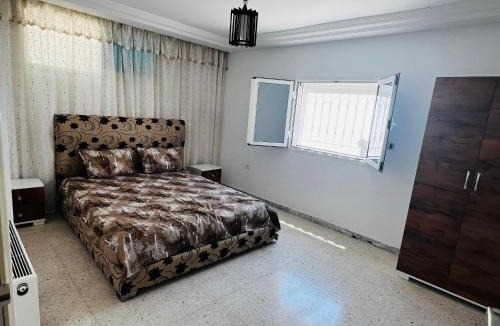 Sqanes Apartment | Appartement 2 chambres à 250m de la plage, propre & bien équipé