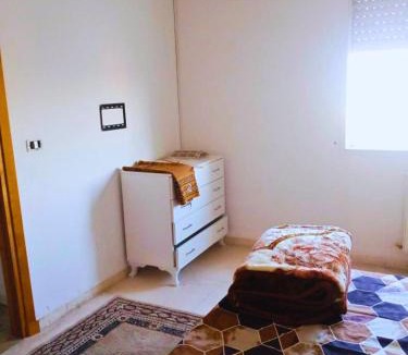 Ennasr Apartment | Appartement 3 Chambres Connecté Ennasr 2 - Proche Aéroport