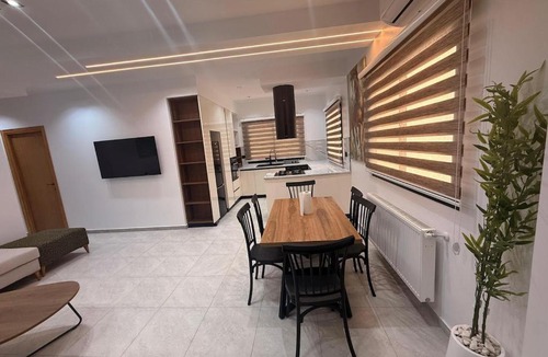 Nabeul Apartment | Appartement Luxe S3-900m-plage-Fibre-Smart TV-Parking