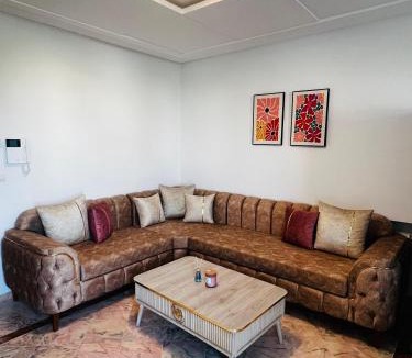 Hay Nozha Apartment | Appartement S1 haut standing à 3 min de la plage et aéroport