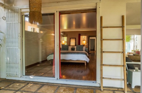 Cap Malheureux Villa | Beachfront villa with direct beach access