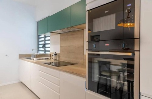 Plaine Magnien Apartment | Blue Bay Luxury Penthouse offers stunning seaview and direct beachfront access.