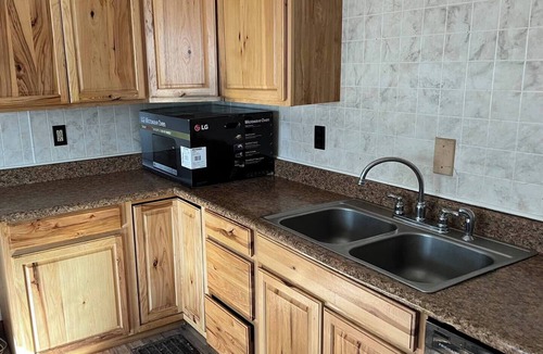 Potsdam House | Bright 3-bedroom townhome in Potsdam walk to SUNY, Clarkson downtown