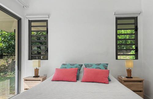 Black River Apartment | Calm guesthouse near Riviere Noire