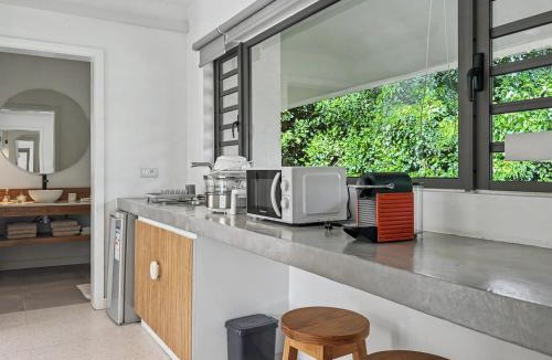 Black River Apartment | Calm guesthouse near Riviere Noire