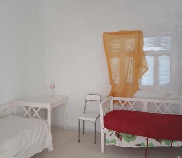 Menzel Jemil House | Chambre dans une villa a Corniche