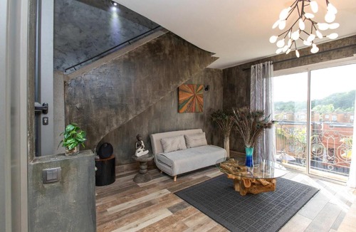 Port Chambly Apartment | Charming Duplex Mauritius' Little Venice