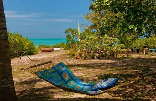 Pointe D'esny Villa | Charming Villa Pointe D'Esny feet in the water on garden and beach, quiet, wifi