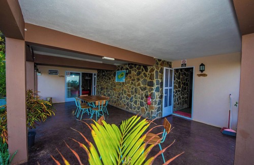 Oyster Bay Villa | Cosy and peaceful retreat with sea view and mountain view for family and friends