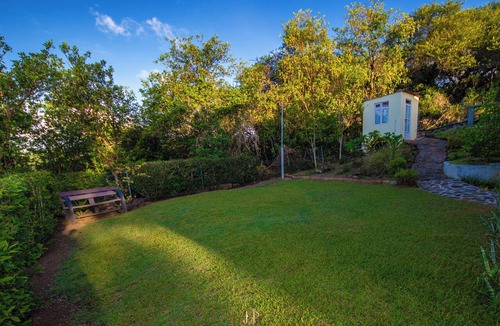 Oyster Bay Villa | Cosy and peaceful retreat with sea view and mountain view for family and friends