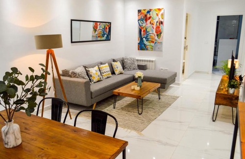La Marsa Apartment | Cosy Apartment in La Marsa - 2 bed 1 Bath