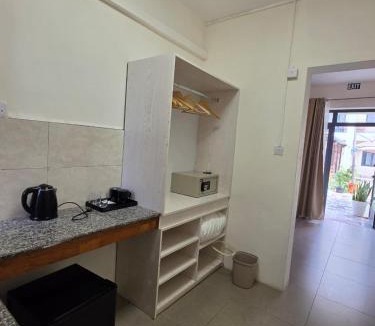 Coromandel Bed & Breakfast | Cotton Beach Holidays