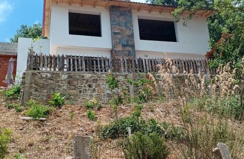 Ain Draham House | DarAlRayhan
