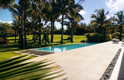 Grand River South East Villa | Designer Villa – Anahita Golf Resort Luxury Residence