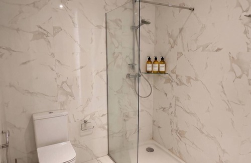 Mrezga Apartment | Elegant 2-Bedroom Apartment in Mrezga, Hammamet North