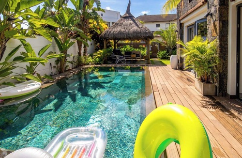 Trou aux Biches House | Elegant villa with a pool Beach: 2-minute walk Golf: 3 min Mont-Choisy