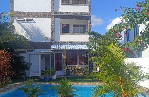 Pointe aux Biches Apartment | First floor apartment with view and balcony and with charming pool near sandy beach and commerces