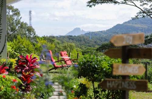 Chamarel House | Green Cottage Chamarel by Interhome