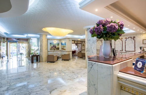 La Fayette Hotel | Hôtel Belvédère Fourati