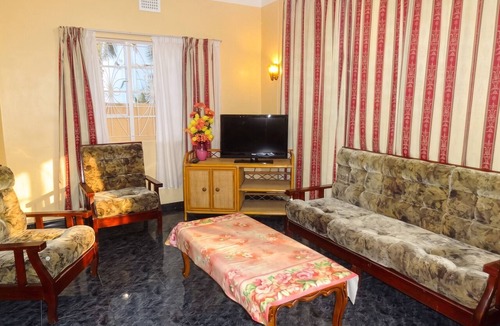 Flic-en-Flac Apartment | Homerez - Apartment in Flic en Flac