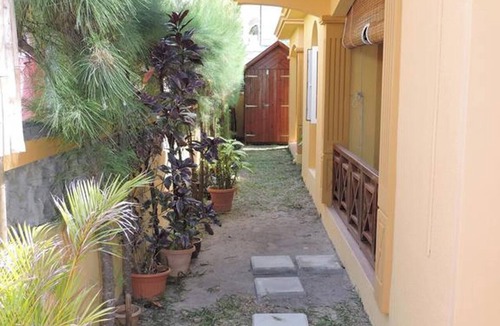 Blue Bay Villa | Homerez - Villa in Blue Bay