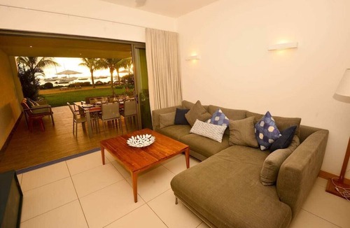 Grande Riviere Noire Apartment | Immerse in Luxury & enjoy the *Spectacular Sunsets @ REDUCED pricing options*