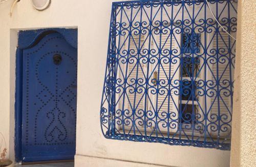 La Marsa House | La Marsa Maison avec jardin, terrasse parking Wifi Illimité