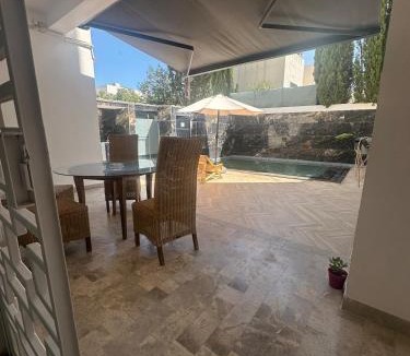 La Soukra Apartment | Large ground floor with private pool