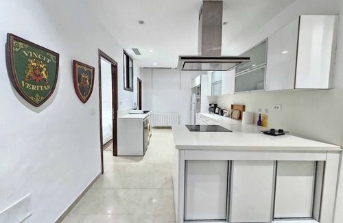 Sidi Daoud Villa | Luxurious 7-Bedroom Villa in La Marsa, Tunisia - Modern Comfort & Elegance