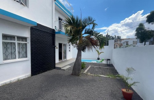 Pointe Aux Sables Apartment | Magnifique Villa Roof Top et Piscine 6 personnes